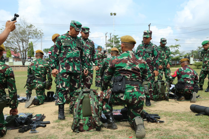 350 Prajurit Yon Arhanud 7 ABC Bontang Berangkat Amankan Perbatasan RI-Malaysia Selama Setahun