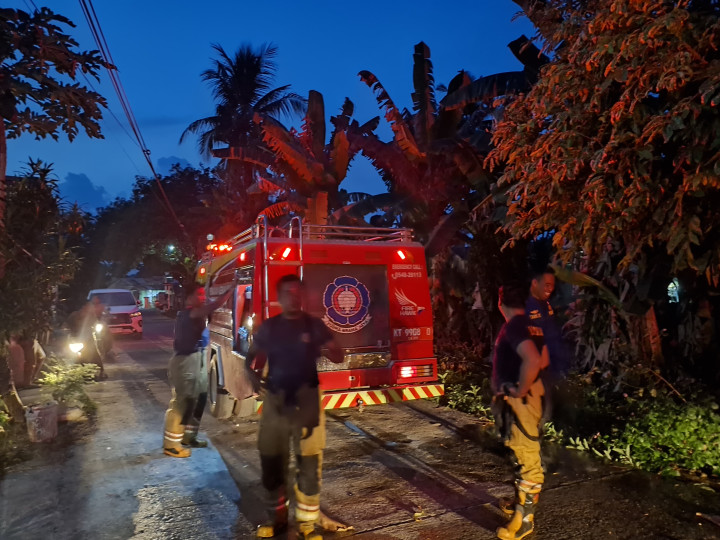 Kebakaran Lahan di Tanjung Limau Nyaris Merembet ke Permukiman, Dipicu Bakar Sampah