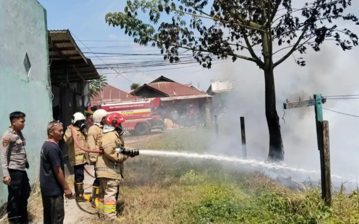 DLH Bontang Ingatkan Ancaman Pidana 6 Bulan Pelaku Bakar Sampah di Pemukiman; Ditindak Satpol PP