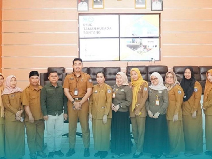 Tim RSUD Bontang Sosialisasikan Layanan Kesehatan di Kelurahan Loktuan
