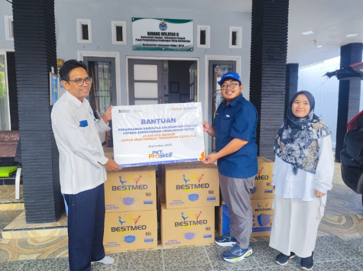 Pupuk Kaltim Salurkan 76.400 Masker bagi Masyarakat Terdampak Karhutla di Kalimantan dan Sumatra