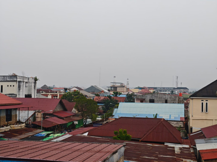 Bontang Kembali Dikepung Kabut Asap, Kualitas Udara Mengkhawatirkan