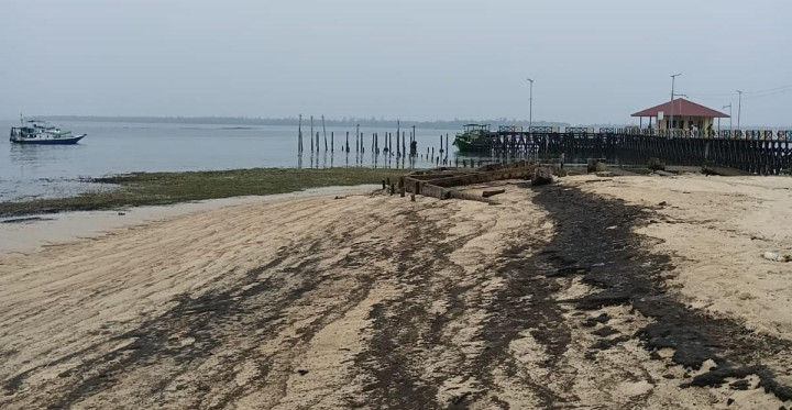 Buru Pelaku, Polres Investigasi Pencemaran Minyak di Pulau Beras Basah