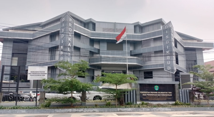 Isu Pelajar Tak Lagi Otomatis Naik Kelas; Kadisdikbud Kaltim : Jangan Fokus ke Siswa; Gaji Guru Harus Bagus Dulu